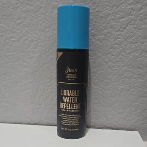 Durable Water Repellent Spray - Black and Blue
